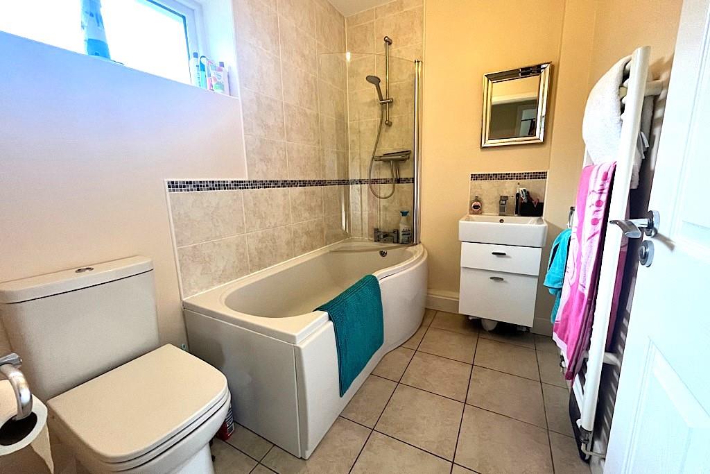 6 The Pines Lower Road, Shrewsbury, SY4 3RH For Sale